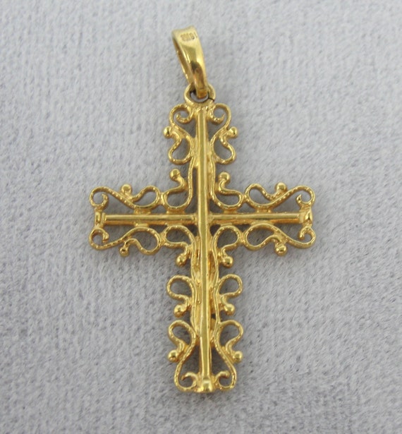 18K Yellow Gold Cross with Scroll Work and Filigre