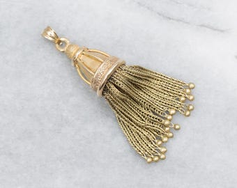 Colgante victoriano con borla de oro rosa y verde de 14 quilates