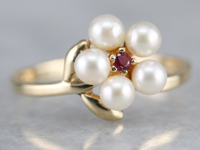 Birthstone Ring Vintage Floral Ring Ruby and Pearl Flower Ring Anniversary Gift L4RV00AH