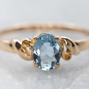 Vintage Aquamarine Solitaire Ring, Yellow Gold Aquamarine Ring, March Birthstone, Blue Stone Ring, Gifts for Her  A22738