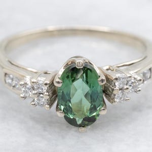 Green Tourmaline and Diamond Ring, Modern Ring, Green Tourmaline Ring, Tourmaline Ring, Green Tourmaline, Tourmaline and Diamond Ring A67861