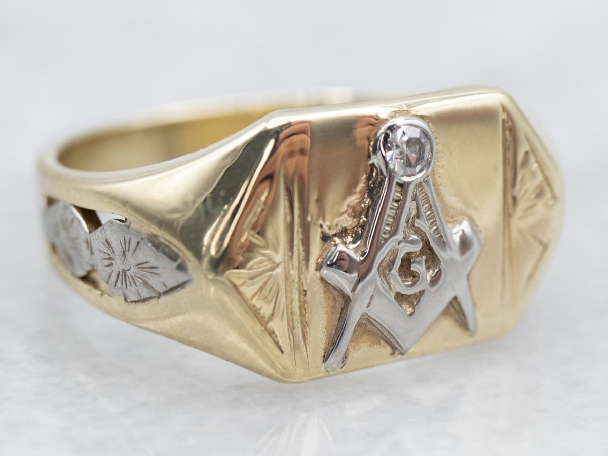 14K Yellow Gold Masonic Ring with Black Onyx Stone & Diamond - Port City  Jewelers
