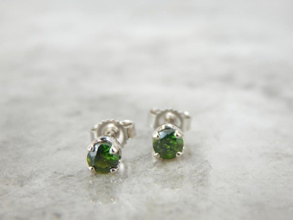 White Gold And Green Garnet Simple Stud Earrings … - image 1