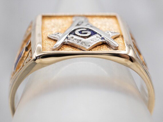 Men's Two Tone Gold Enamel Masonic Ring, Vintage … - image 4