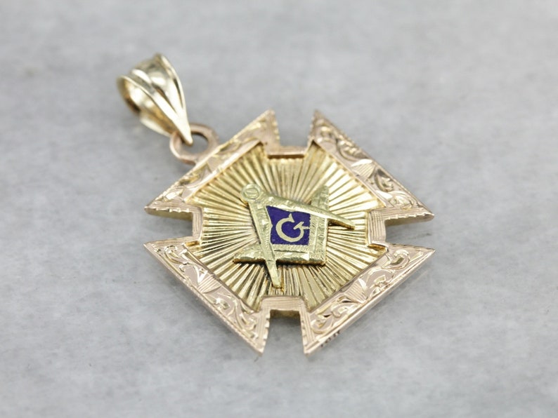 Antique Masonic Pendant Men S Jewelry Estate Image 0