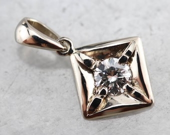 14 kt witgouden diamanten solitaire hanger, geboortesteen april