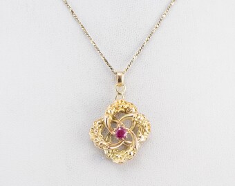 置物 Ruby Ruby Lover's Knot Pendant, Yellow Gold Ruby Pendant, Ruby