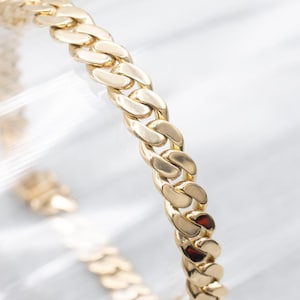 Yellow Gold Heavy Curb Chain Bracelet with Box Clasp, Yellow Gold Curb Chain Bracelet, Yellow Gold Chain Bracelet, Chain Bracelet A61602