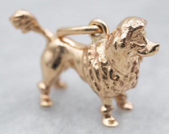 Colgante de oro amarillo de 14 quilates con forma de caniche, ideal para amantes de los perros.
