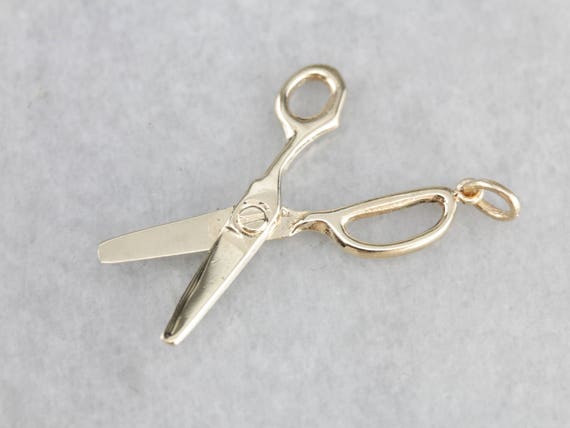 Vintage Movable Scissor Gold Charm Pendant R8YQ66