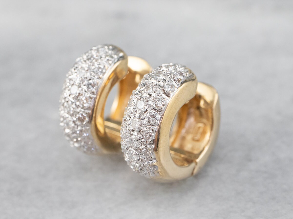 Aros Huggie con pavé de diamantes, aros dorados, aros pequeños, joyas de novia, regalo de aniversario, regalo para ella, 59 x 6 L 8 HF