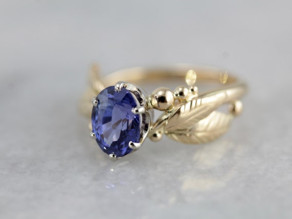 Indigo Blue Sapphire Gemstone set in a Vintage Le… - image 1