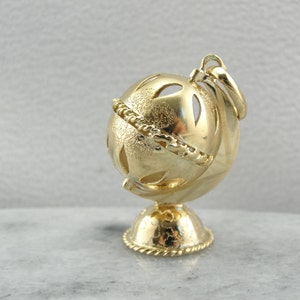 Spinning Globe Pendant or Large Charm in Yellow Gold D3AM5U-P