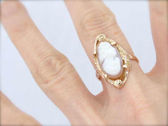 Large Rose Gold Art Nouveau and Fine Shell Cameo … - image 5