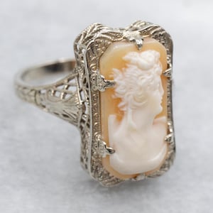 Anillo camafeo de concha Art Déco, filigrana de oro blanco de 14 quilates, talla 9.50