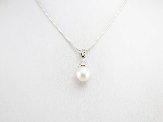 White Pearl Pendant, Pearl Solitaire Pendant, Lay… - image 6