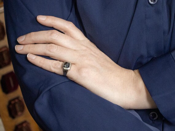 14K White Gold Hematite Ring, Emerald Cut, Retro … - image 4