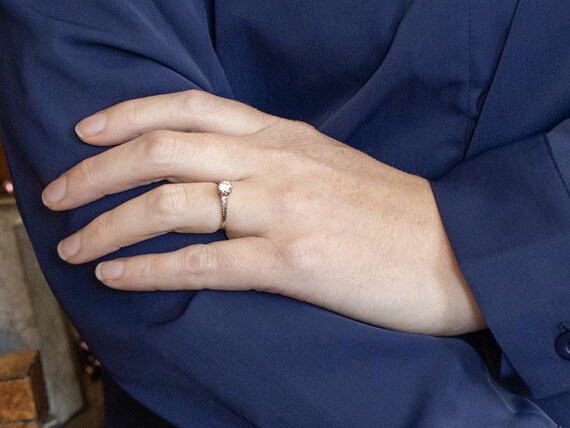 Antique 14K White Gold Diamond Ring, Wheat Engrav… - image 4