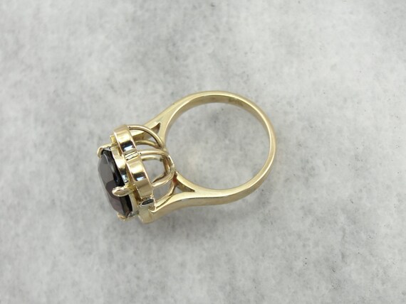 Vintage Garnet Statement Ring in Yellow Gold VUML… - image 3