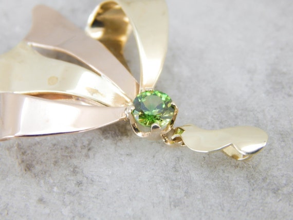 Retro Era Rose and Green Gold Bow Pendant with Pe… - image 3