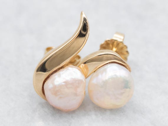 14K Yellow Gold Freshwater Pearl Stud Earrings