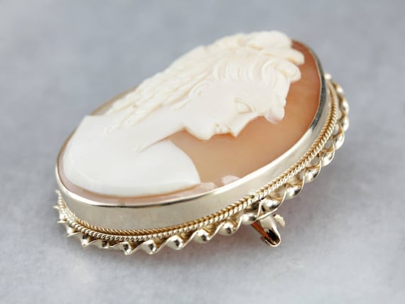 Vintage Cameo Brooch or Pendant, Gold Cameo Pin, … - image 2