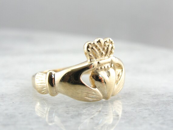 14K Yellow Gold Claddagh Ring, Vintage Irish Wedd… - image 3