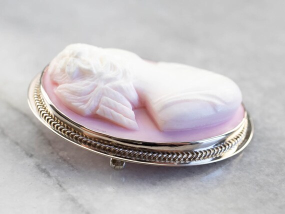 Pink Shell Cameo Brooch or Pendant, Oval Cameo Pe… - image 4