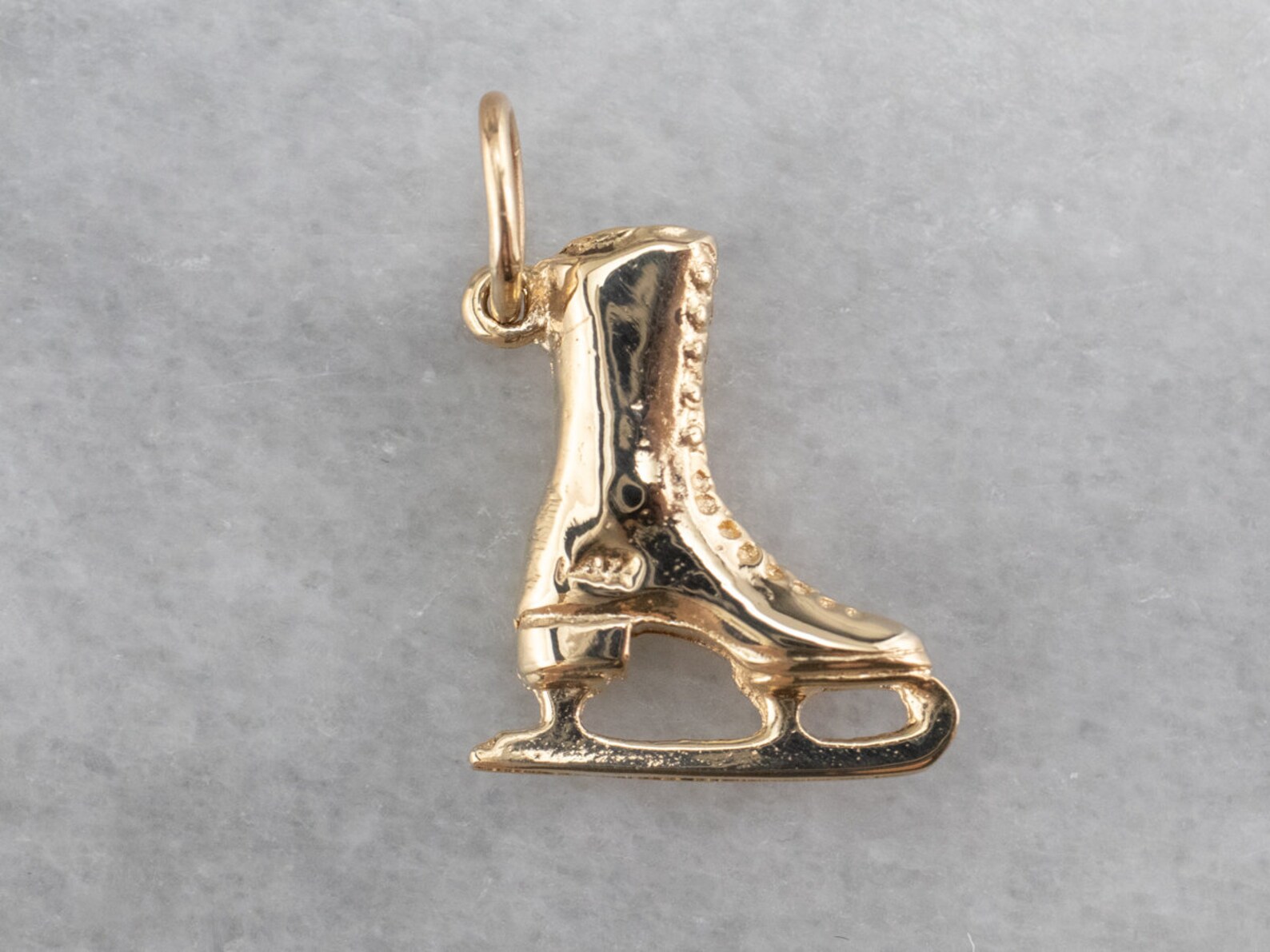 14K Gold Ice Skate Charm Skating Charm Winter Charm Figure Etsy