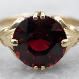 Anello solitario in oro giallo 14 carati con granato, pietra portafortuna vintage di gennaio