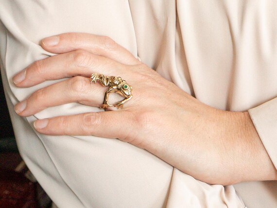 14K Yellow Gold Gemstone Tree Frog Ring, Ruby Eme… - image 5