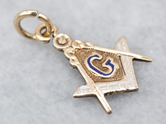 Classic Masonic Symbol Pendant, Antique Gold Maso… - image 1