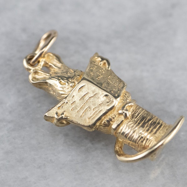 Beatrix Potter Mouse Charm, Tailor Mouse Charm, Storybook Charm, Vintage Charm, Gold Charm, Mouse Pendant, NFMNZC9W