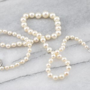 Collectible Hawthorne Dong Hui Pearl a 