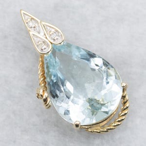 Aquamarine and Diamond Pendant, Blue Stone Pendant, March Birthstone, Bridal Jewelry, Gold Aquamarine, Aquamarine Necklace A65033