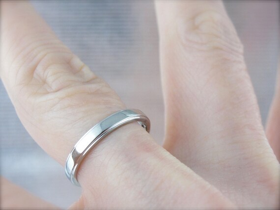 Unisex White Gold Band for Wedding or Stacking UA… - image 4