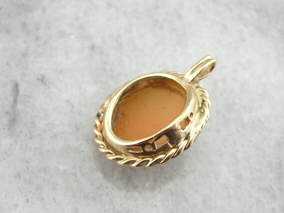 14K Gold Conch Shell Cameo Pendant, Carved Portra… - image 3