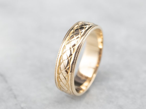 14K Gold Quilted Wedding Band, Engraved Stacking … - image 2