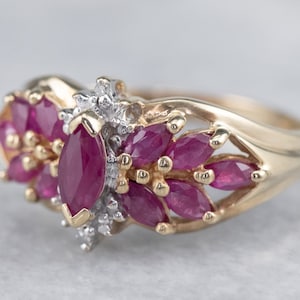 Ruby and Diamond Cluster Cocktail Ring, Vintage Ruby Cocktail Ring, Ruby Cluster Ring, Party Ring, Vintage Gemstone Ring, Ruby Jewelry A1514