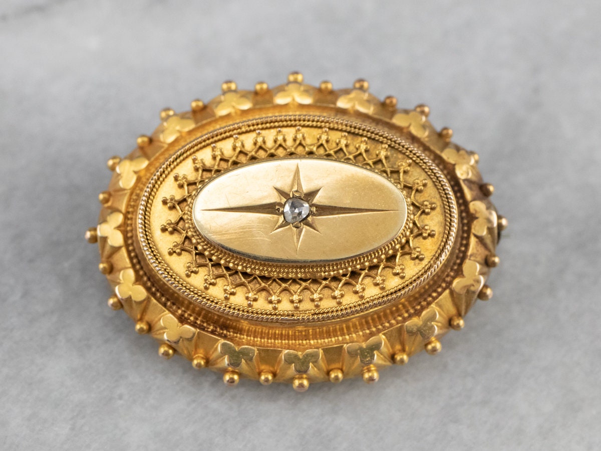 Locket brooch outlet