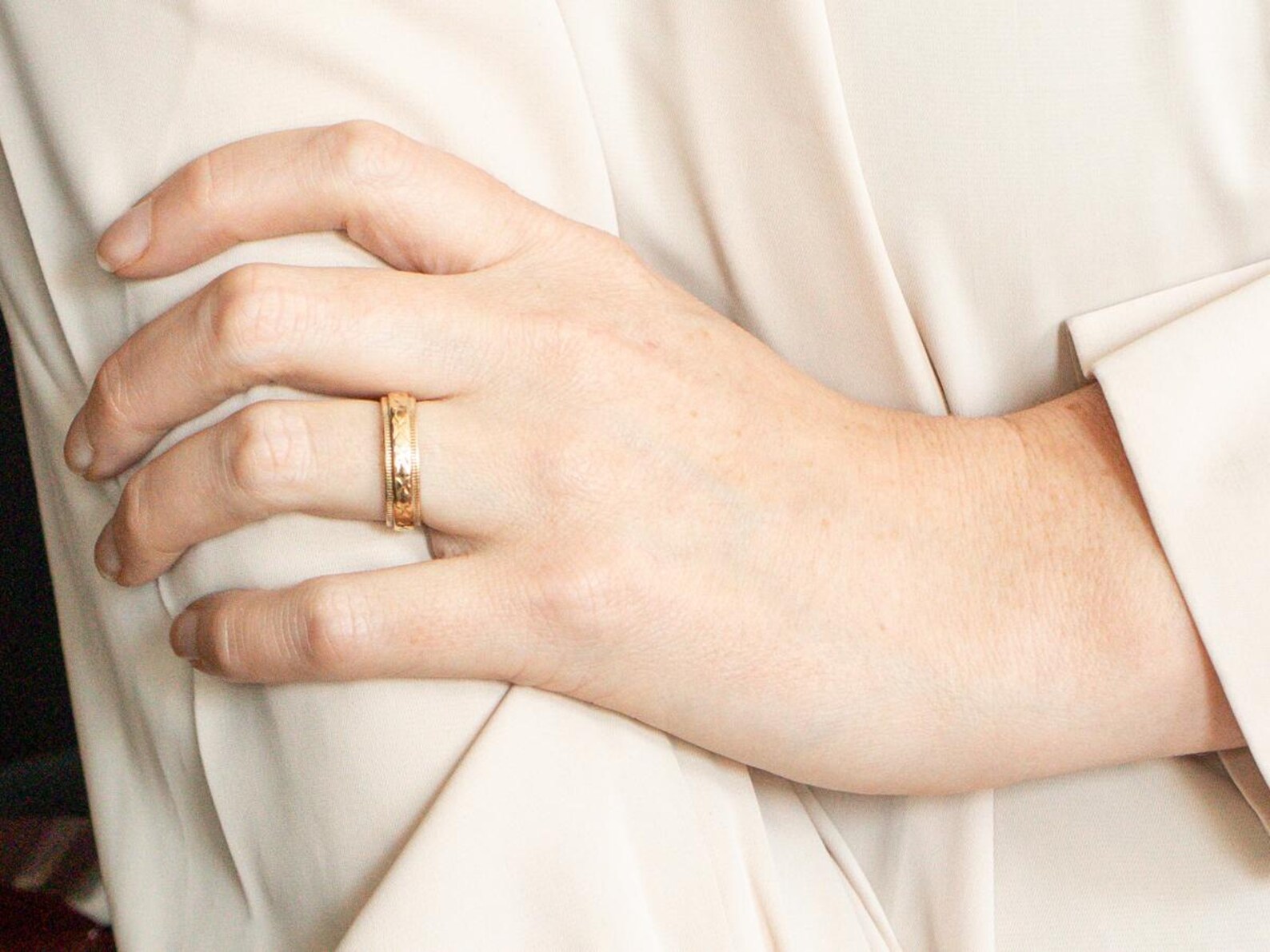 Vintage 14K Yellow Gold Wedding Band, Patterned Unisex Ring - Etsy