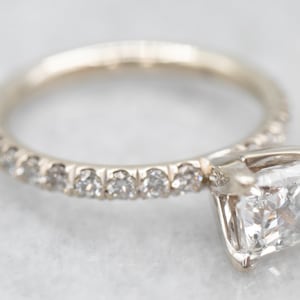 Weißgold Princess Schliff Diamant Verlobungsring mit Diamant Akzenten, Diamant Verlobungsring, Verlobungsring, Weißgold Ring A26343