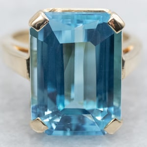Yellow Gold Blue Topaz Solitaire Cocktail Ring, Blue Topaz Ring, Solitaire Ring, Emerald Cut Stone, Blue Topaz, Topaz Solitaire Ring A43364