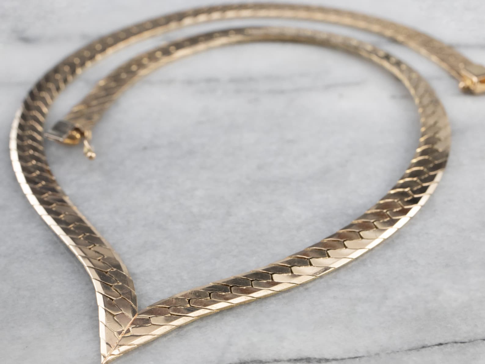 14K Gold Herringbone Chain V Necklace Pointed Chain Flat Etsy UK