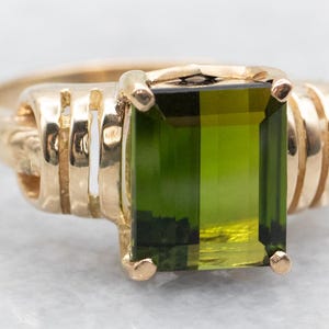 Vintage Green Tourmaline Solitaire Ring, Green Tourmaline Ring, Tourmaline Solitaire, Tourmaline Ring, Solitaire Ring, Tourmaline A49025