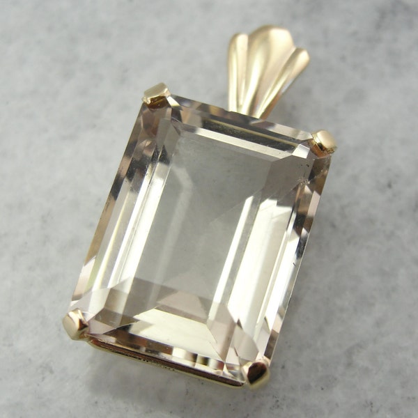 Golden Champagne Quartz Pendant for Day or Evening 8P3PV3-R