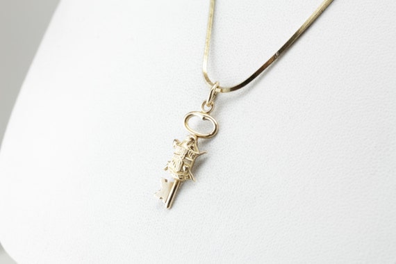 Detailed Sorority or Fraternity Crest Key Pendant… - image 5