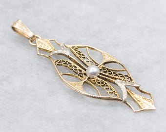 Colgante Art Déco de perlas con filigrana de oro de 10 quilates, con broche modificado.