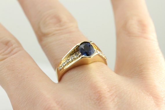 Modern Channel Detailed Blue Sapphire Diamond Halo Engagement Ring – Kirk  Kara