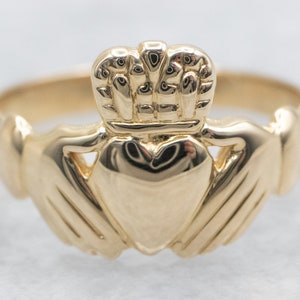 Yellow Gold Claddagh Ring, Gold Claddagh Ring, Irish Jewelry, Claddagh, Claddagh Jewelry, Yellow Gold Ring, Gold Ring, Ring A41673